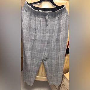 Wide leg, High waisted Trousers